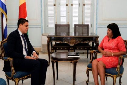 Ambassador Ian Madeleine presented his credentials to the President of the Republic of Cuba, H.E. Mr. Miguel Diaz-Canel, as non-resident Ambassador, in Havana on 15 April in the Presence of the Minister of Foreign Affairs, Mr. Bruno RobrÍguez Parilla.