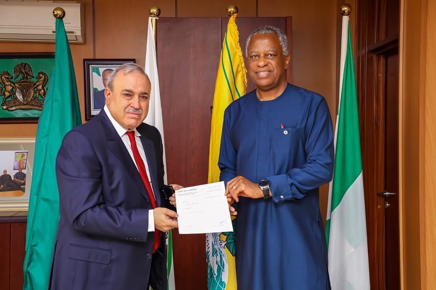 The Hon. Minister of Foreign Affairs, H.E. Geoffrey Onyeama received the Letter of Commission of Mr. Donald Roy Joseph Abed, Honorary Consul of the Union of the Comoros today, 28th April, 2023.