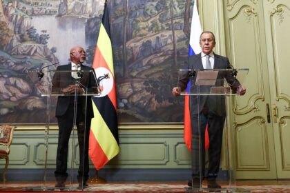 Uganda's Foreign Minister Jeje Odongo (L) and his Russian counterpart Sergei Lavrov © Valery Sharifulin/TASS