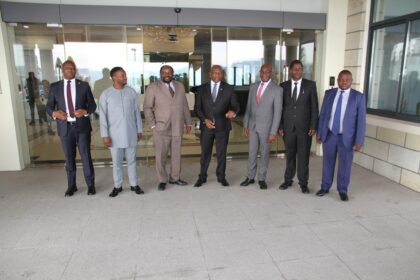 Special envoy of President Mnangagwa, Ambassador Simbarashe S. Mumbengegwi, visits Lesotho accompanied by esteemed delegates. Meetings held with the Prime Minister and Minister of Foreign Affairs to strengthen bilateral relations. Formal diplomatic ties between Zimbabwe and Lesotho established in 1980. Photo: MoFAIR Lesotho.