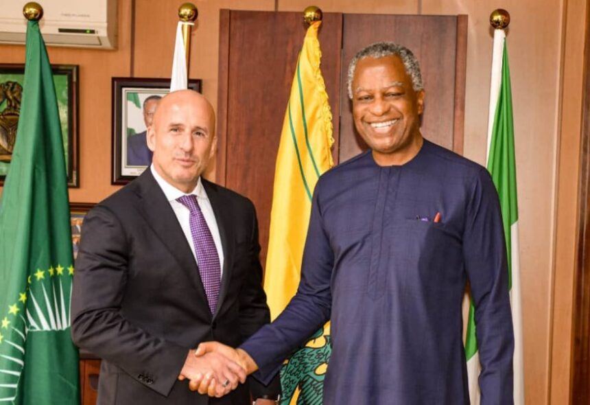 The Hon. Minister of Foreign Affairs, H.E. Geoffrey Onyeama received in audience the Canadian High Commissioner to Nigeria, H.E. James Christoff on 19th May, 2023. Photo: MFA Nigeria