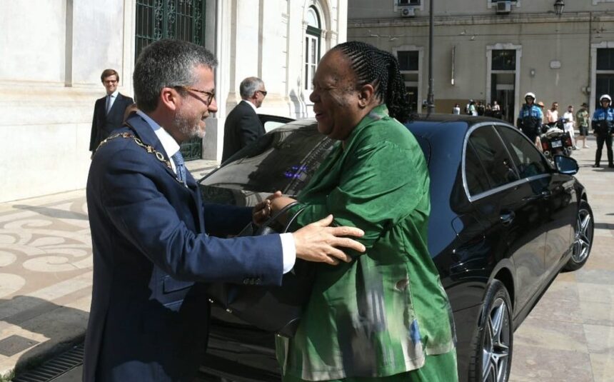 Minister Naledi Pandor meeting with the Mayor of Lisbon, Mr Carlos Manuel Félix. 19 May 2023. Photo: DIRCO