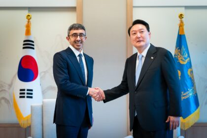 President Yoon Suk Yeol of the Republic of Korea has received H.H. Sheikh Abdullah bin Zayed Al Nahyan, Minister of Foreign Affairs, in Seoul. Park Jin, Minister of Foreign Affairs of the Republic of Korea was also present. Photo: WAM