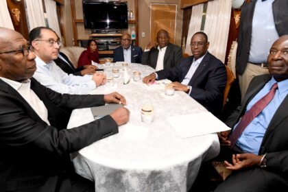 African Heads of State and Government that are participating in the African Leaders Peace Mission holding a consultation while en route to Kiev by train.