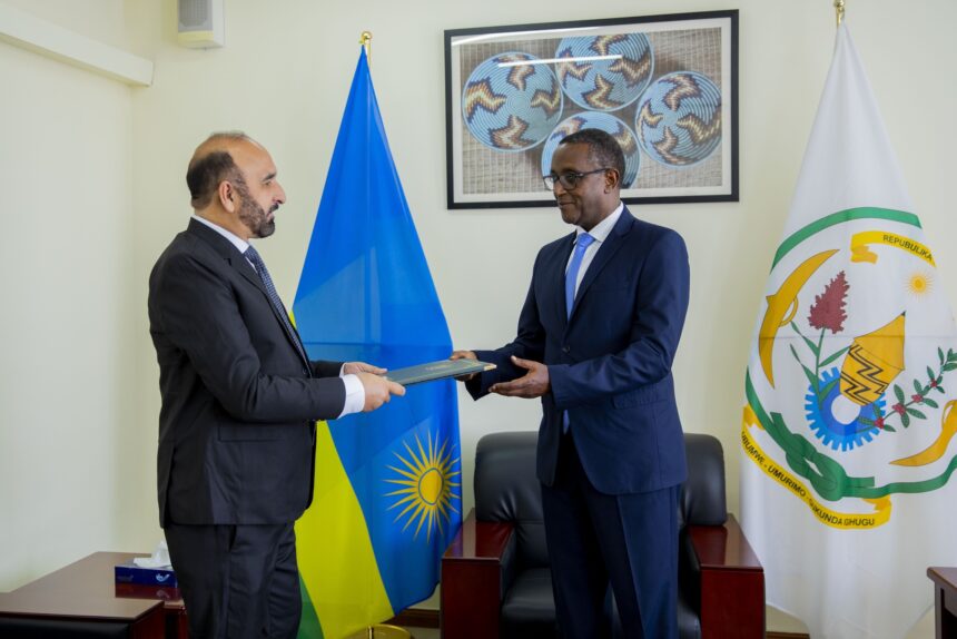 Kigali, 16 August 2023 - Minister Vincent Biruta received copies of the Letters of Credence of Mr. Naeem Ullah Khan, High Commissioner-designate of Pakistan to Rwanda. Photos: MoFAIC Rwanda