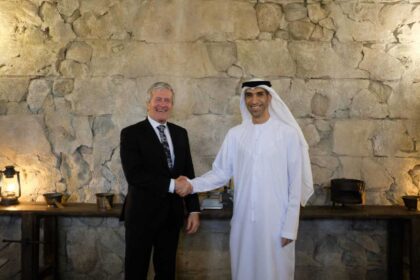 Dr. Thani bin Ahmed Al Zeyoudi, Minister of State for Foreign Trade, has received Damien O'Connor, New Zealand's Minister of Trade and Export Growth, in Dubai. Photo: WAM