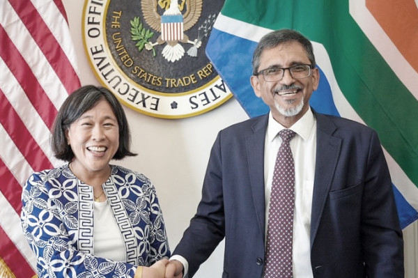 USTR Katherine Tai alongside South African Minister of Trade, Industry and Competition Ebrahim Patel