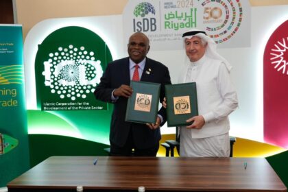 President and Chairman of the Board of Directors of Afreximbank, Prof. Benedict Oramah (left) with Chief Executive Officer, International Islamic Trade Finance Corporation (ITFC) & Acting Chief Executive Officer of Islamic Corporation for Development of the Private Sector (ICD), Eng. Hani Salem Sonbol (right).