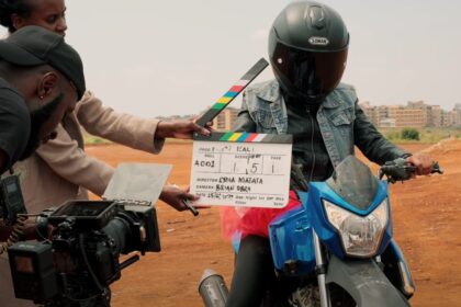 Screenshot from [BTS] Lydia Matata "Pepo Kali"