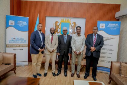 Somalia's Minister of Foreign Affairs and International Cooperation, H.E. Amb. Ahmed Moallim Fiqi Ahmed with other officials. Photo: MoFA Somalia