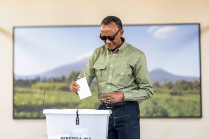 Monday, 15th July 2024 at Gacuriro Technical Secondary School in Gacuriro Cell, Kinyinya Sector, President Kagame, who is also RPF Presidential candidate and First Lady Jeannette Kagame joined other Rwandans to cast their votes in the Presidential and Parliamentary elections. Photo: X/@UrugwiroVillage