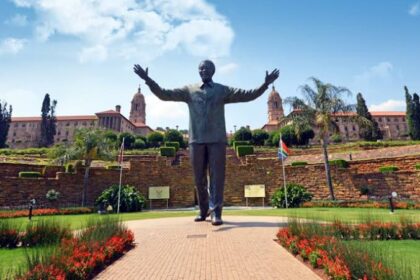 The Nelson Mandela statue on the Union Buildings grounds, Pretoria, Gauteng, South Africa. Photo: GCIS
