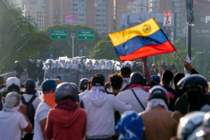 Venezuelan opposition supporters protest following the announcement by the National Electoral Council that Venezuela's President Nicolas Maduro won the presidential election, in Caracas, Venezuela July 29, 2024
