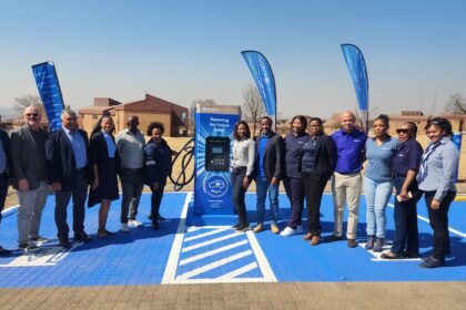 Eskom Distribution has launched electric car charging stations in collaboration with GridCars, unveiling the infrastructure at the Eskom Academy of Learning in Midrand, Gauteng.
