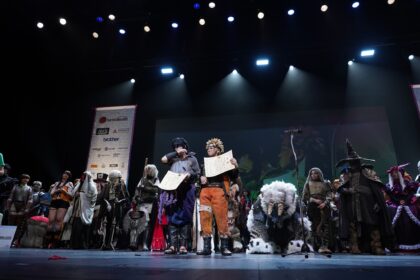 The Ministry of Foreign Affairs has awarded Foreign Minister’s Prize on the champion team as a member of the Executive Committee of the Summit since 2009. Photo: MoFA Japan