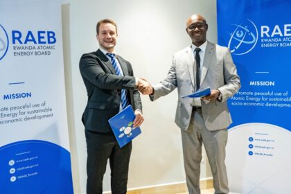 Rwanda Atomic Energy Board CEO Dr Fidèle Ndahayo shakes hands with Nano Energy CEO James Walker following the signing of an agreement on a nuclear development programme on Wednesday, August 13 in Kigali. PHOTO BY DAN KWIZERA