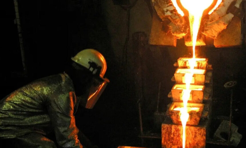 A worker at the Ashanti gold mine in Ghana. PHOTO/Reuters