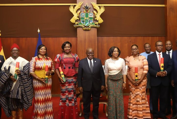 President Nana Addo Dankwa Akufo-Addo with five newly commissioned envoys at Jubilee House on November 19, 2024. Photo: MoFARI Ghana