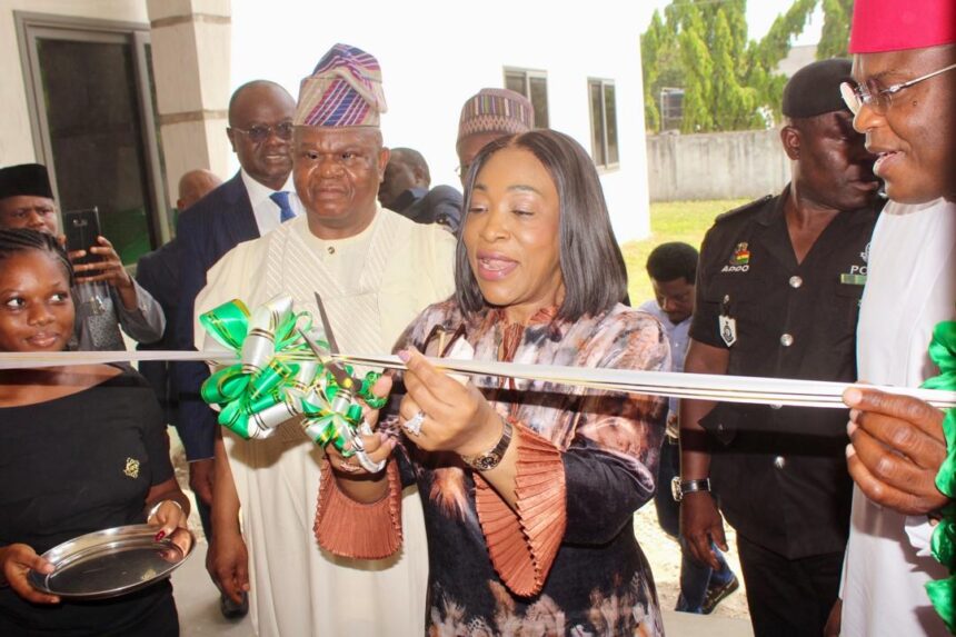 Ghanaian and Nigerian officials at the handover ceremony of the newly reconstructed Nigerian High Commission building in Accra, November 20, 2024. Photo: MoFARI Ghana