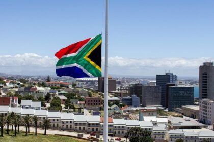 The South African flag flies at half-mast in honour of the fallen SANDF soldiers.