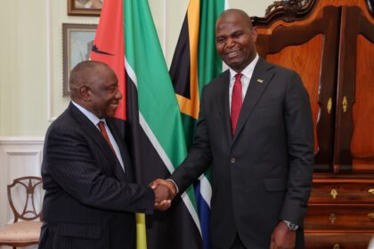 President Ramaphosa welcomes Mozambican President Chapo at Genadendal, Cape Town, to strengthen bilateral relations. Photo: X/@PresidencyZA
